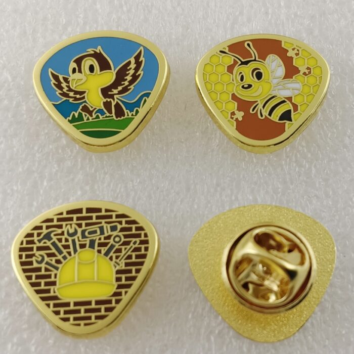 Pin&Badge (3)
